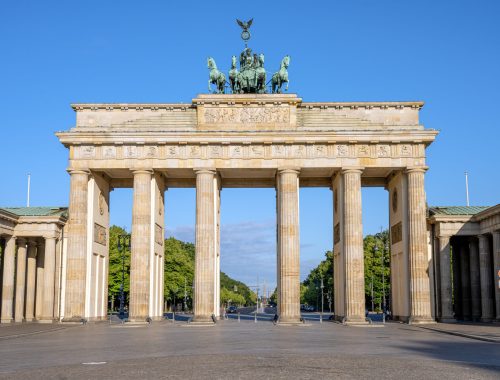 HISTORIA Berlin z wizytą u Hohenzollernów Brama Brandenburska (Freepik)